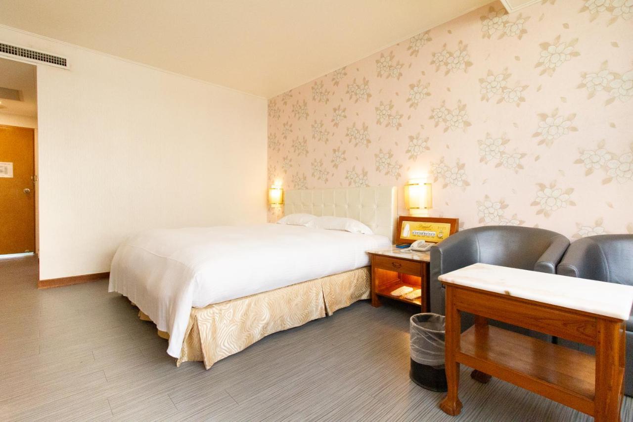 Daniel Motel Xinying Exteriör bild